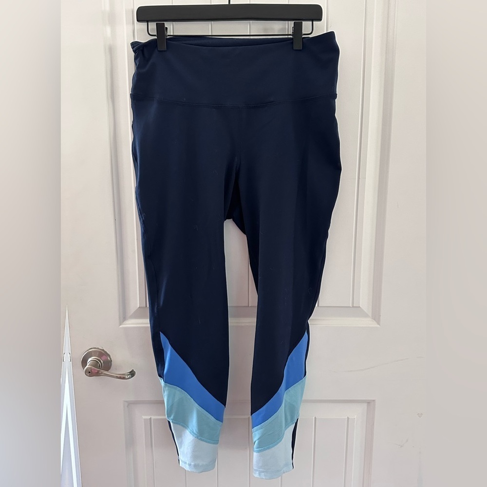 Old NAVY workout dry fit leggings